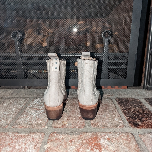 NEW RARE FREEBIRD FAITH MOOD RING ANKLE BOOTIES size 6 - Picture 11 of 16